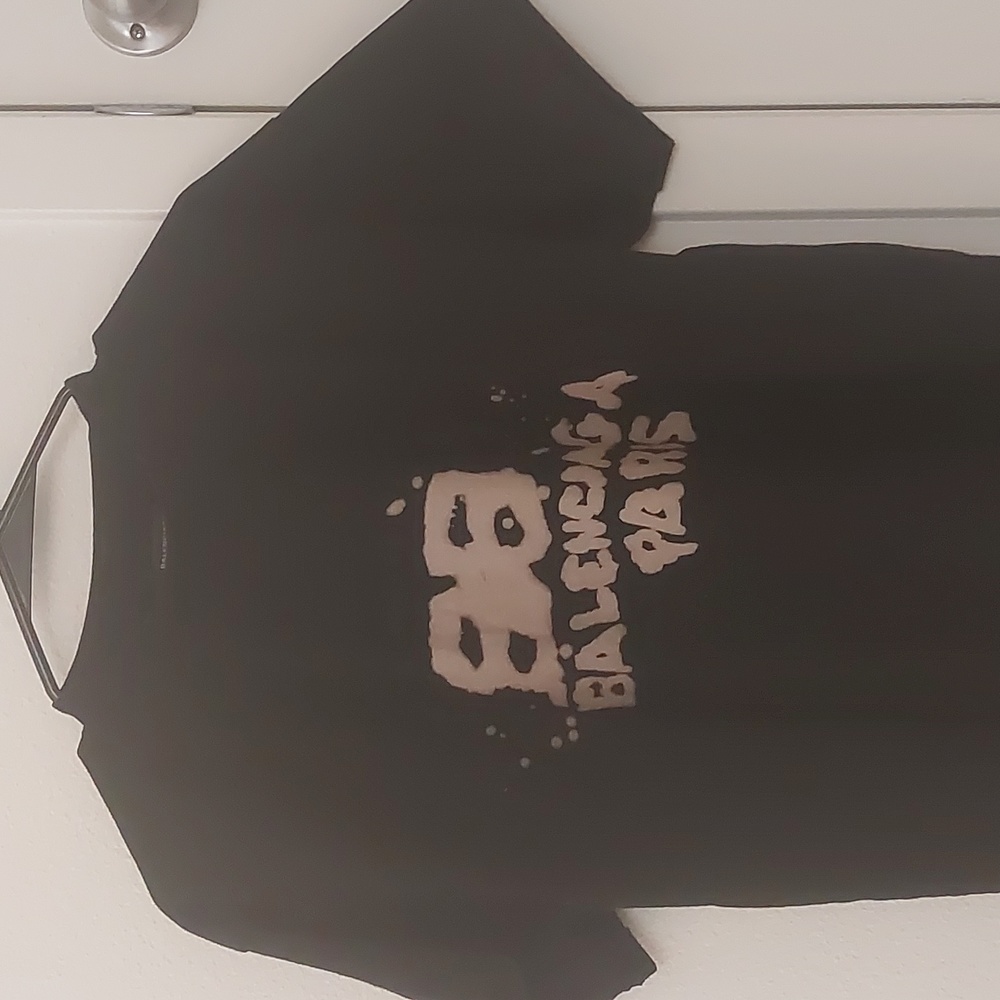 Balenciaga t shirt men's small Authentic